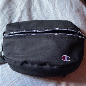Champion x UO sling bag